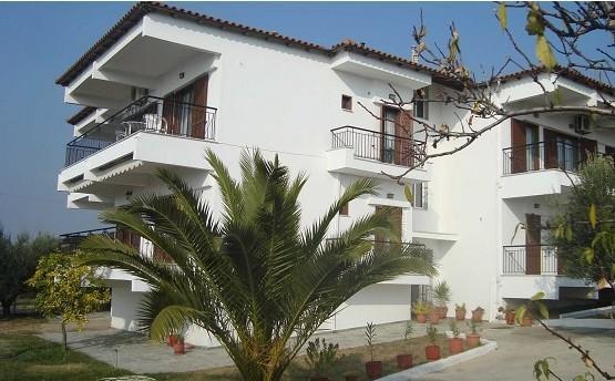 Yianna Studios & Apartments Gerakini Buitenkant foto